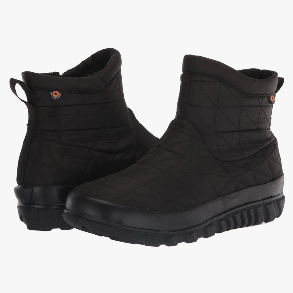 BOGS Women's Snowday Ii Short Boot - Size 7